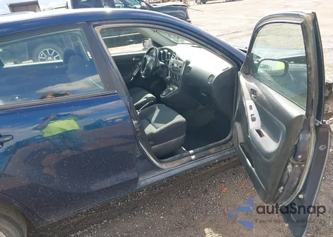 2006 Toyota Matrix z USA, uszkodzony, nr VIN 2T1LR30E46C560439